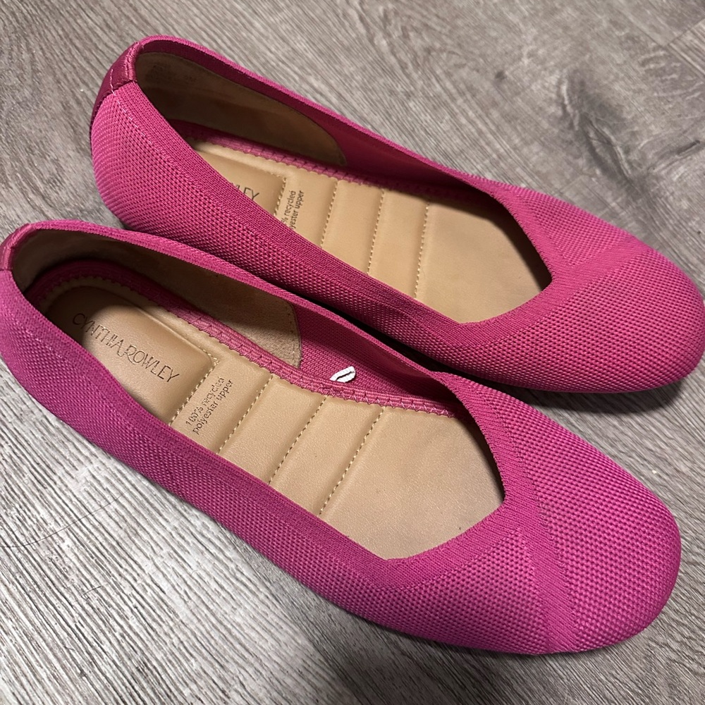 CYNTHIA ROWLEY FUSCHIA BALLET FLATS WOMENS 9